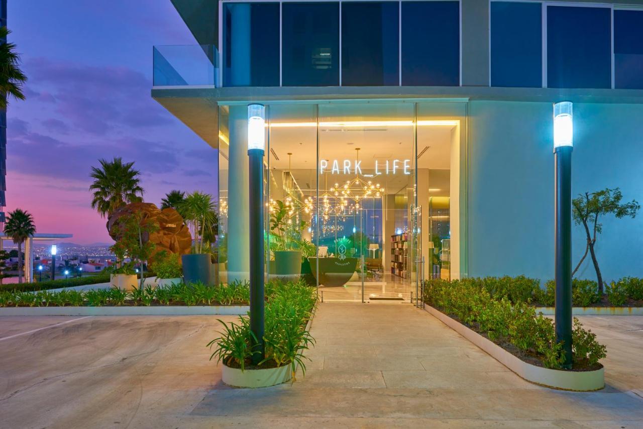 Park Life Queretaro Aparthotel Exterior photo